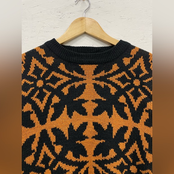 Vintage Enchante Knitted Crewneck Sweater with Some Shine, Fits M, Acrylic - Picture 5 of 8